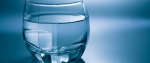 Pētījums: Vairāk nekā puse aptaujāto uzskata, ka ūdeni dzer nepietiekoši